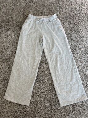Light Gray Women’s Wide-Leg Sweatpants